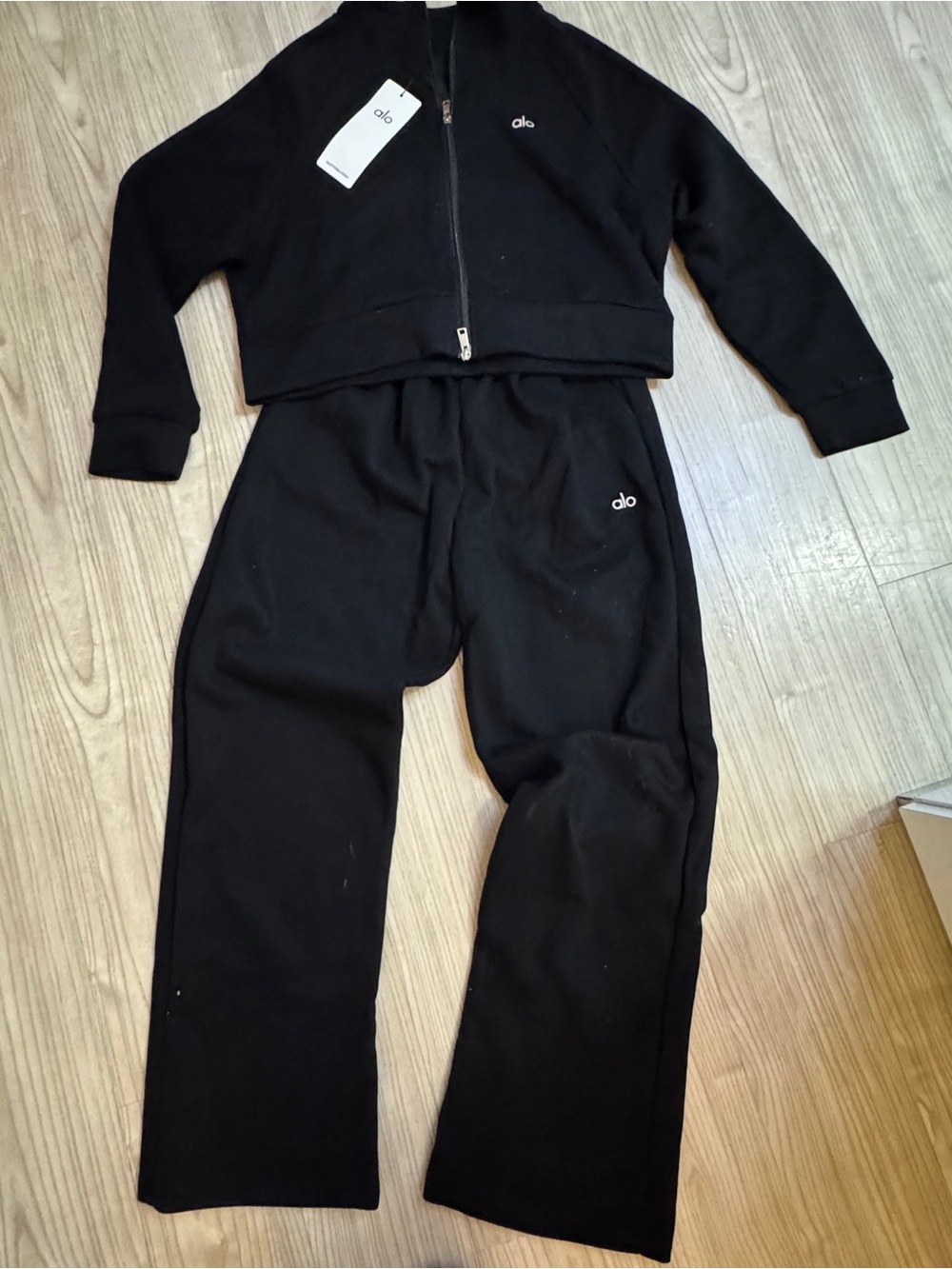 Women's Zip Jacket & Jogger Set Black